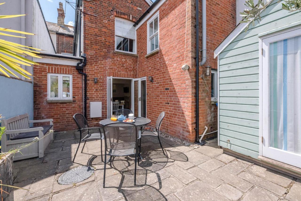 The Pink House In Southwold Villa Exterior photo