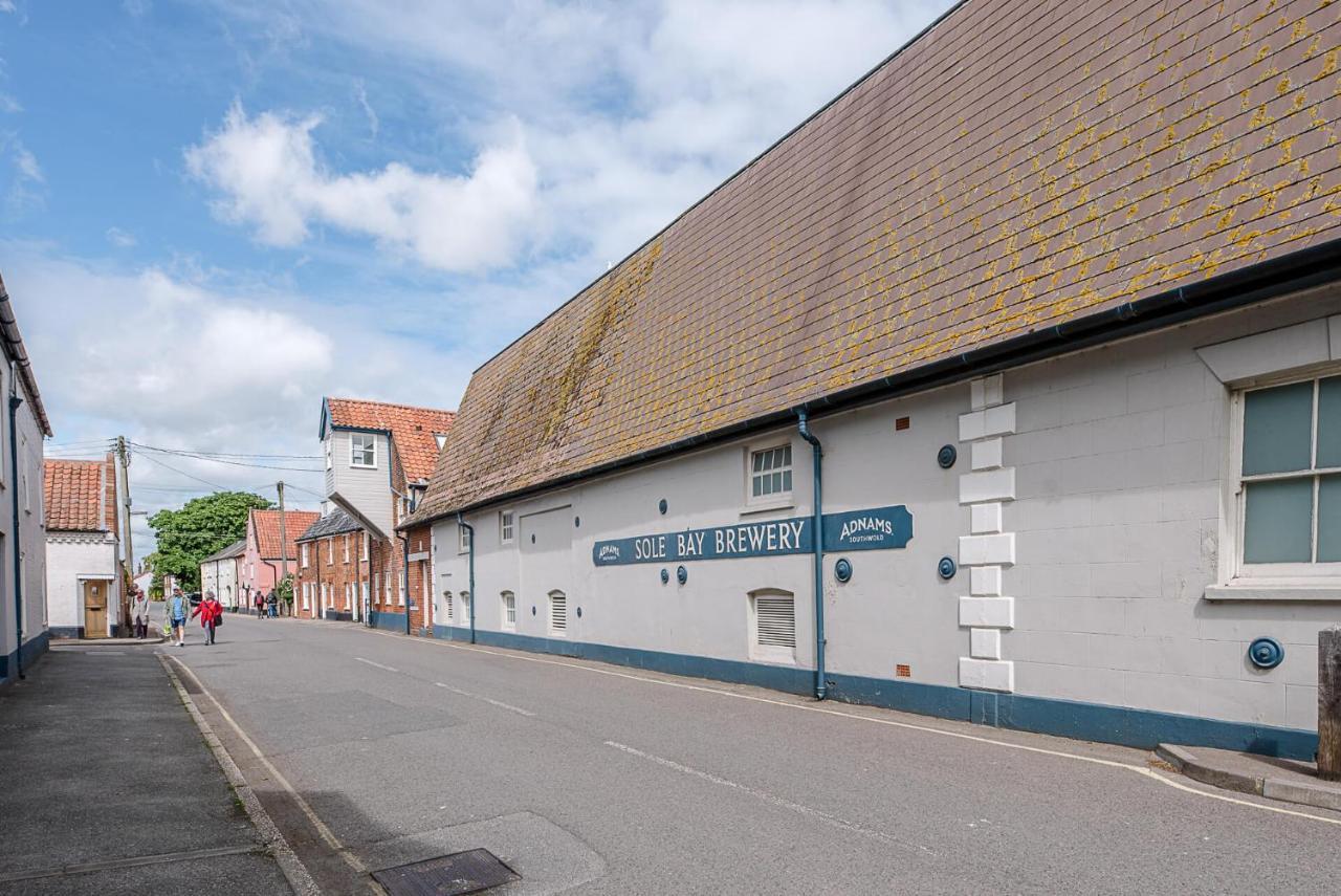 The Pink House In Southwold Villa Exterior photo
